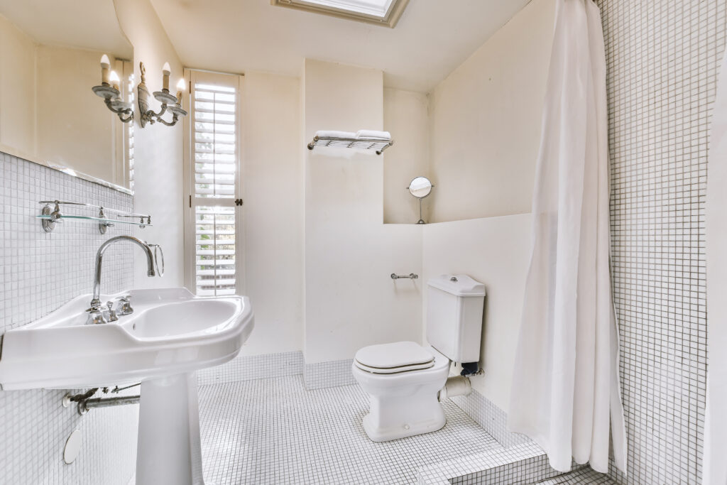 The 2025 Homeowner's Guide to Flawless Bathroom Remodels